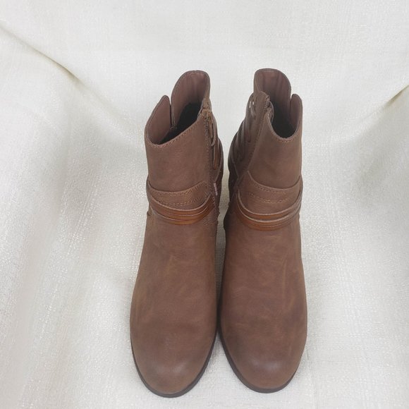 NWOB Madden Girl Denice Bootie - Picture 2 of 5